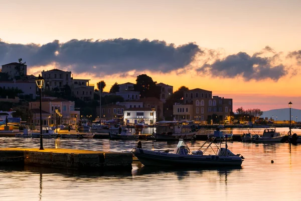 Vista Manhã Cedo Porto Ilha Inouses Grécia — Fotografia de Stock