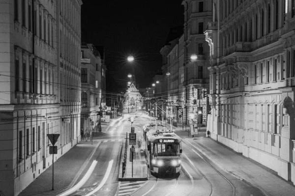 Tram Stop Silingrovo Namesti Brno Passing Public Transport Night Long — Stock Photo, Image