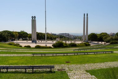 Eduardo VII Park 'taki yeşil alana güzel manzara, merkez Lizbon, Portekiz