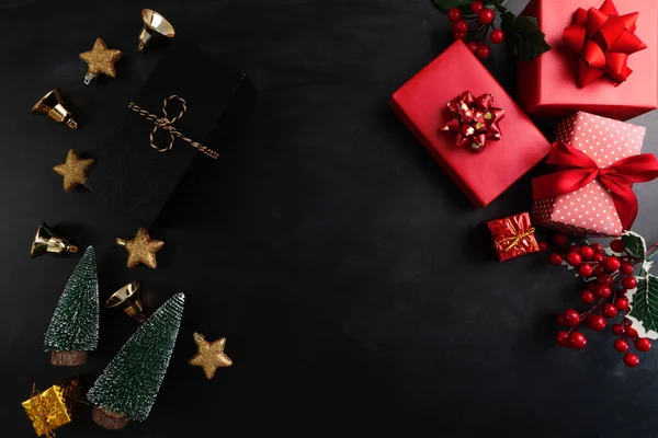 Рождество Христово Подарок Украшение Чёрном Фоне — стоковое фото