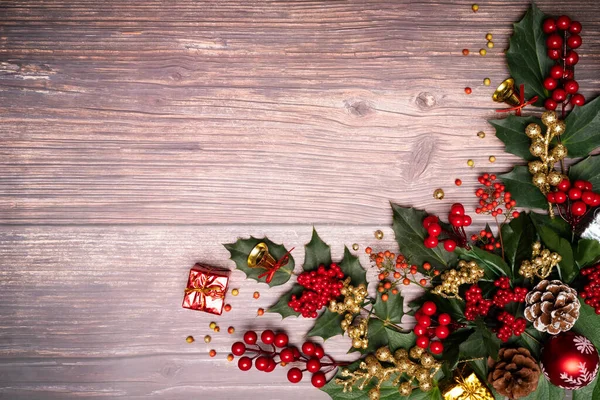 Noel Sezon Arka Plan Ahşap Arka Plan Üzerinde Mutlu Yeni — Stok fotoğraf