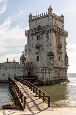 Portekiz, Lizbon 'daki Belem Kulesi' nin eski tarihi binasının güzel manzarası