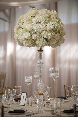 Art Deco Wedding Table with Tall White Floral Centerpiece