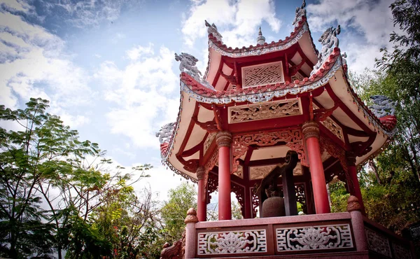 Nha Trang Vietnam'daki tapınak