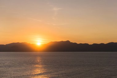 Günbatımı Penya Fort Majorca İspanya