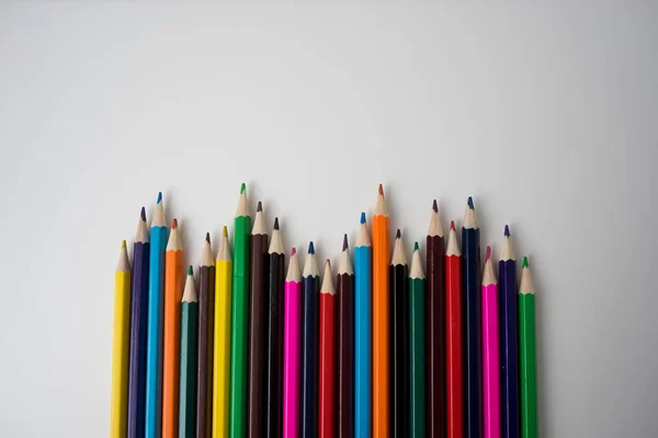 Crayons Couleur Isolés Sur Fond Blanc — Photo