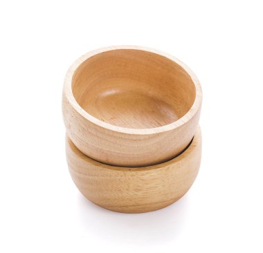 Tahta kase. Beyaz arkaplanda izole