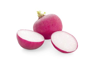 Beyaz arkaplanda kırmızı turp izole edildi