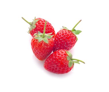 Çilek beyaz arkaplanda izole edildi