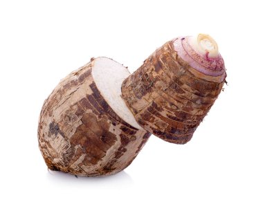 Taro beyaz arkaplanda izole edildi 