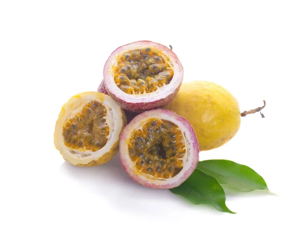 Passion fruit isolated on white background — Stock Photo, Image