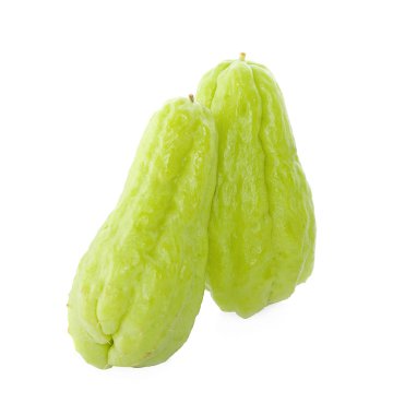 Beyaz arkaplanda Chayote izole edildi 
