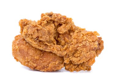 Beyaz arka planda kızarmış tavuk