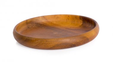 Boş yuvarlak ahşap tabak beyaz arkaplanda izole