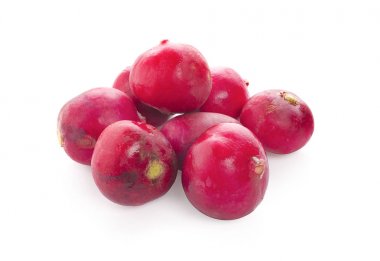 Kusursuz beyaz arka plan üzerinde kırmızı turp closeup görüntü