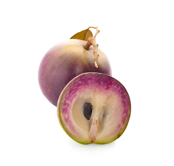 Rijpe paarse sterappel fruit geïsoleerd op witte achtergrond — Stockfoto