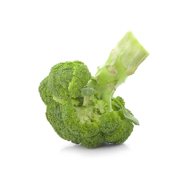 Broccoli geïsoleerd op witte achtergrond — Stockfoto