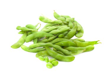 edamame fasulyeleri beyaz arkaplanda izole