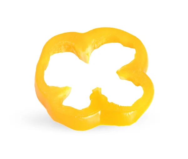 Κίτρινες φέτες πιπεριού απομονωμένες σε λευκό φόντο — Φωτογραφία Αρχείου