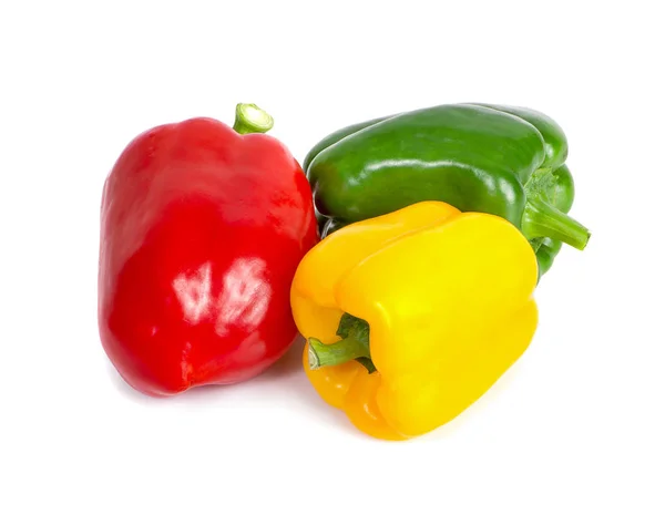 Свіжі Овочі Three Sweet Red Yellow Green Peppers Ізольовані Білому — стокове фото