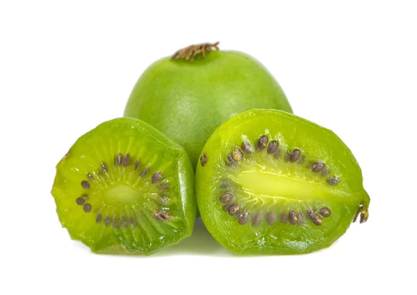Mini Kiwi Bebê Fruta Fundo Branco — Fotografia de Stock