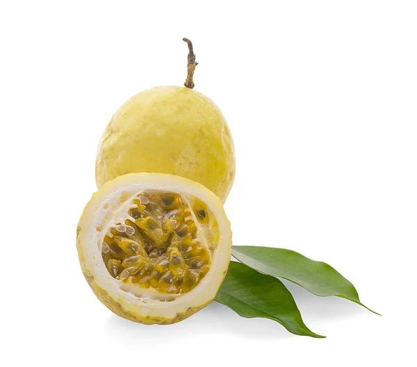 Fruta Pasión Aislada Blanco — Foto de Stock