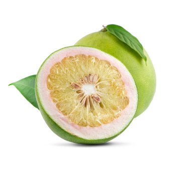 Beyaz arka planda Pomelo meyvesi. Kırpma yolu.