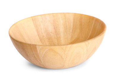 Ahşap kase beyaz arka planda izole edilmiş.