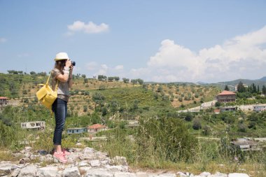 Berat eski şehir ve Osum nehir Holy Trinity Kilisesi Berat Kalesi: Arnavutluk, Haziran 2018