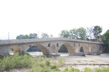 Berat, Arnavutluk eski Osmanlı köprüsü