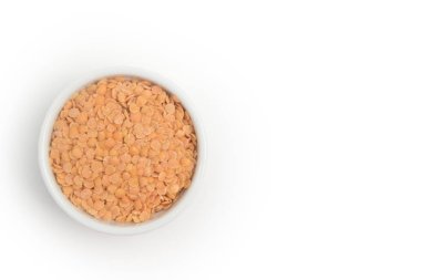 Beyaz kase Aşurelik split kırmızı mercimek.