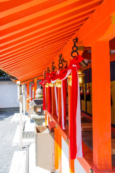 Japanse Bell Stropdas Met Stof Binnen Fushimi Inari Schrijn Beroemde — Stockfoto