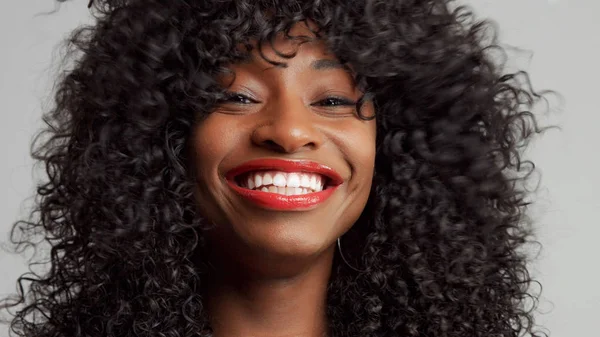 Black woman in studio shoot — Stock Photo, Image