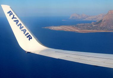 İtalya'da uçuş Ryanair düşük maliyetli havayolu