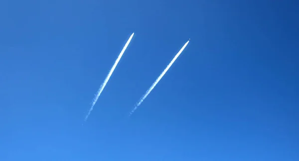 Trails Airplanes Flight — Stock Photo, Image