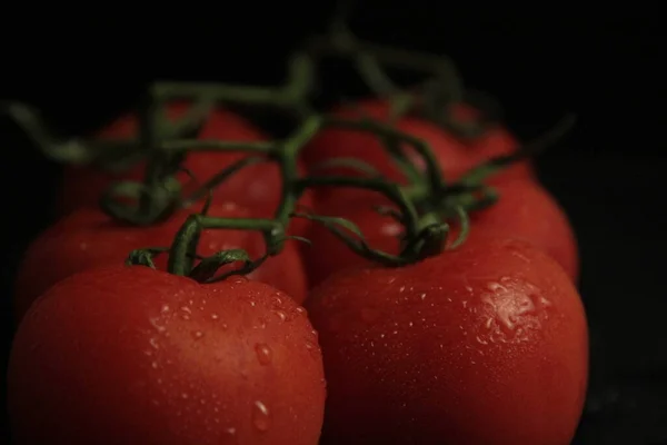 Red Fresh Organic Tomatoes Black Background — Stock Photo, Image