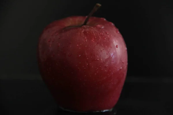 Organic Apples Black Background — Stock Photo, Image