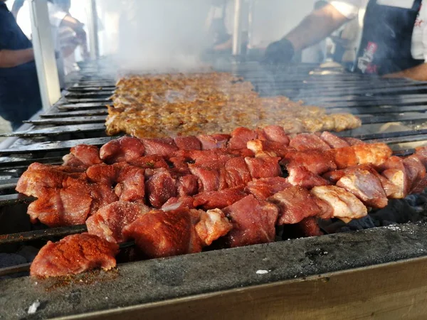 Cocinar Kebabs Adana Parrilla Estilo Restaurante —  Fotos de Stock