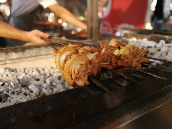 Shashlik Preparing Barbecue Grill Charcoal Shashlik Shish Kebab Popular Eastern — Stock Photo, Image