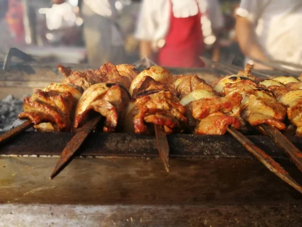 Shashlik Preparing Barbecue Grill Charcoal Shashlik Shish Kebab Popular Eastern — Stock Photo, Image