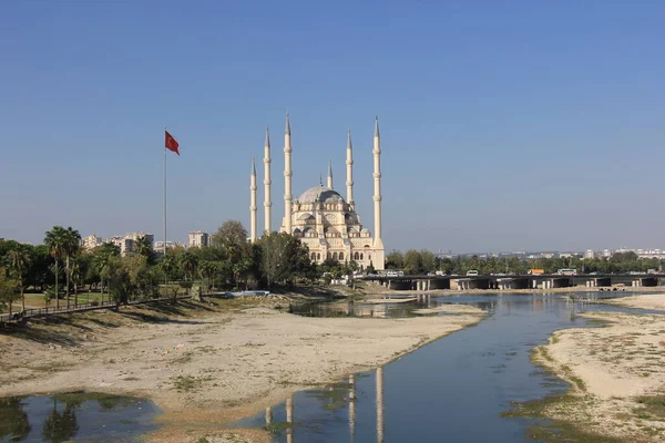 Történelmi Központ Mecset Adana — Stock Fotó