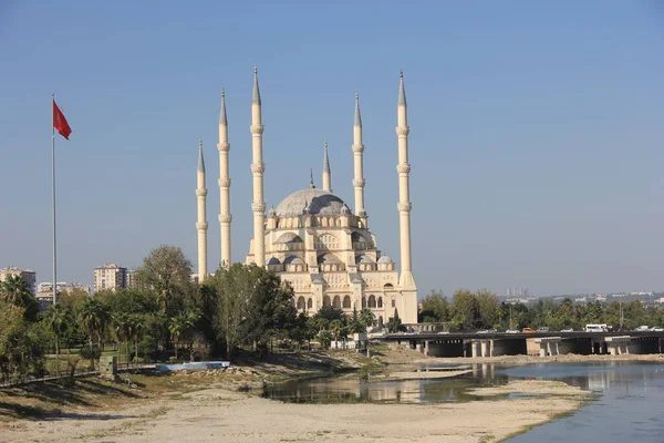 Mezquita Centro Histórico Adana — Foto de Stock