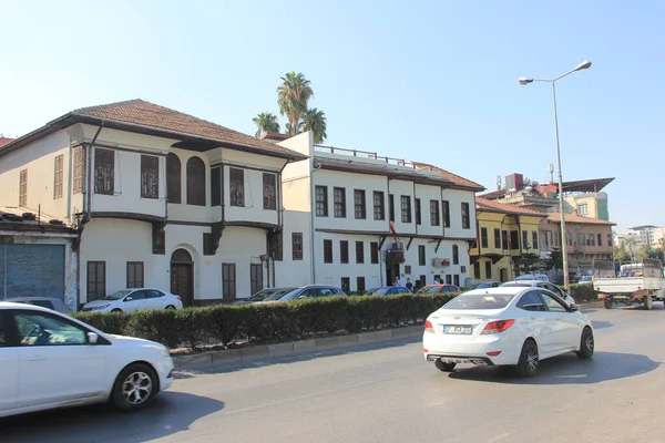 Historische Alte Hölzerne Adana Häuser — Stockfoto