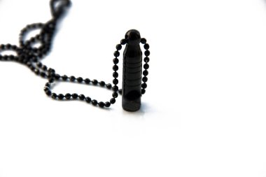 Modern, şık ve şık mücevherler.