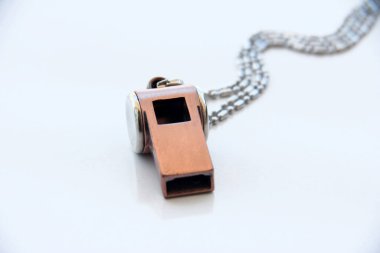 Modern, şık ve şık mücevherler.