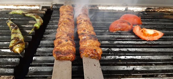 Delizioso Kebab Insalate Adana — Foto Stock