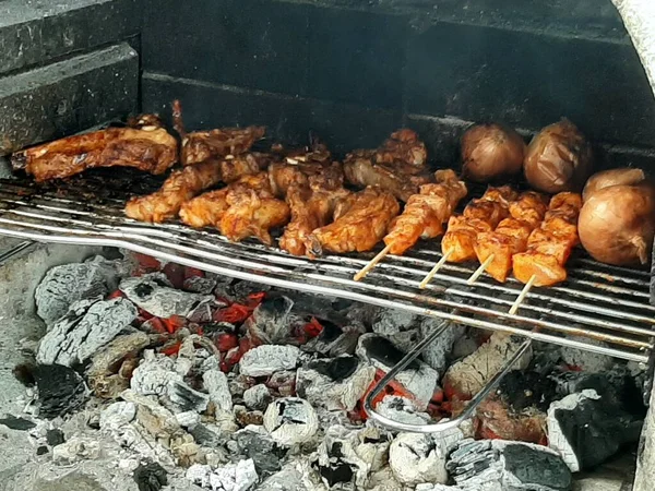 Delicioso Kebab Adana Saladas — Fotografia de Stock