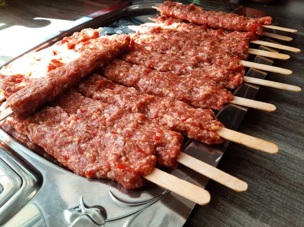 Delicioso Kebab Adana Saladas — Fotografia de Stock