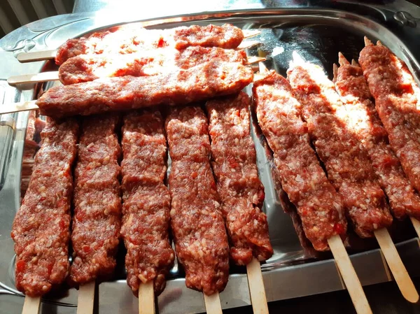 Delicioso Kebab Adana Saladas — Fotografia de Stock