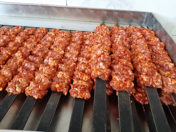 Traditionele Turkse Adana Kebab Klaar Koken — Stockfoto